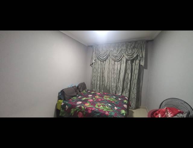 2 BEDROOM FLAT FOR SALE IN MORNINGSIDE